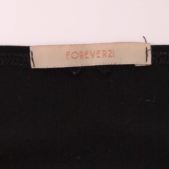 Forever 21| Long Sleeve Shirt Peek A Boo Shoulders - Picture 4 of 7